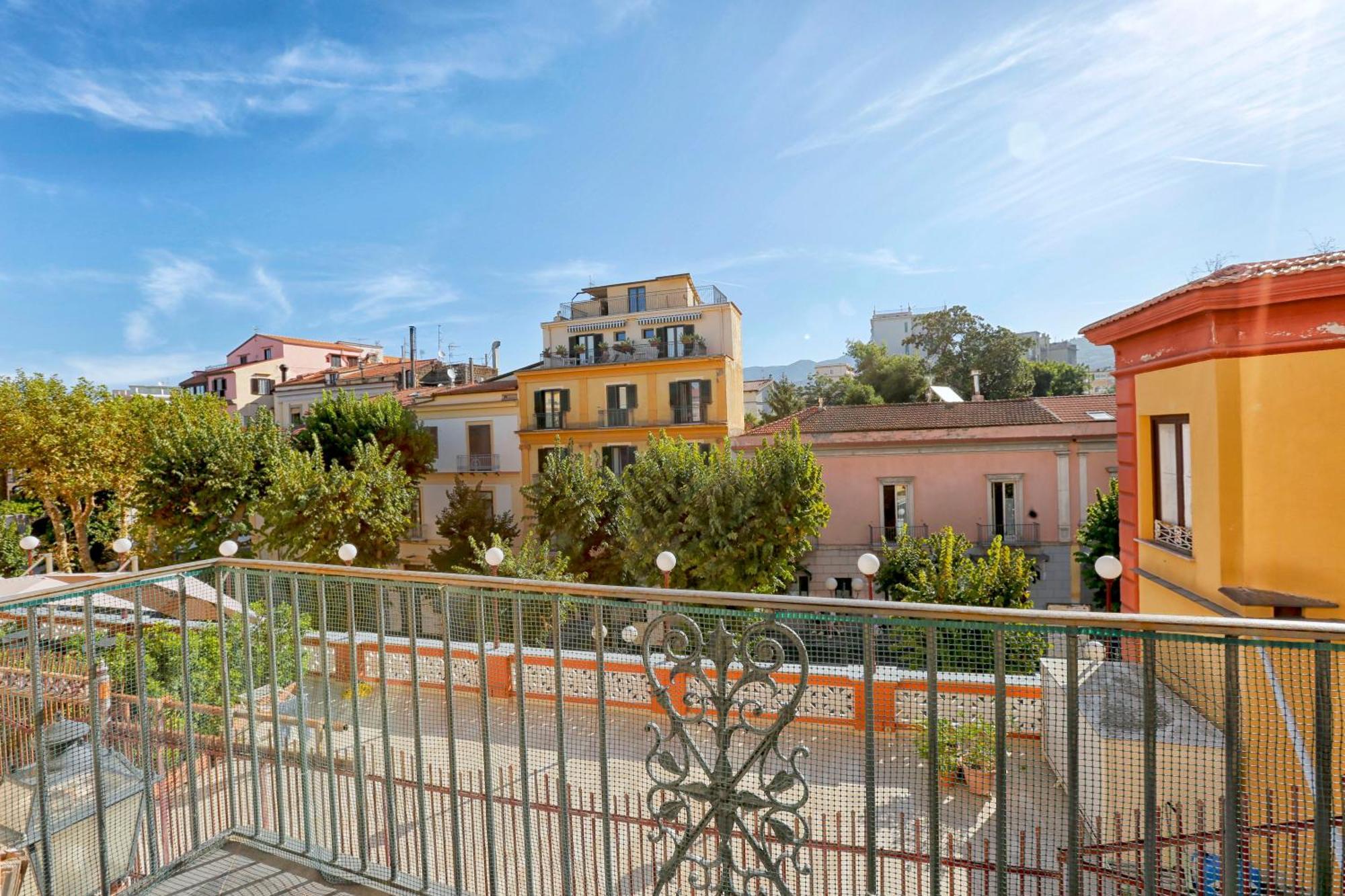 Amore Rentals - Appartamento Terrazza Tasso Sorrento Exterior foto